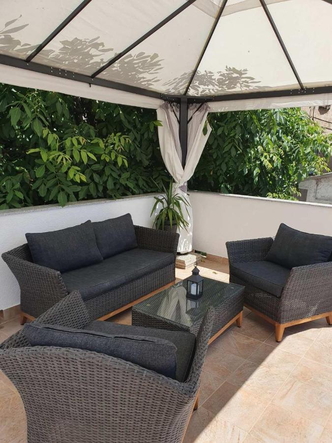 Old Town Baska Apartment Bagian luar foto