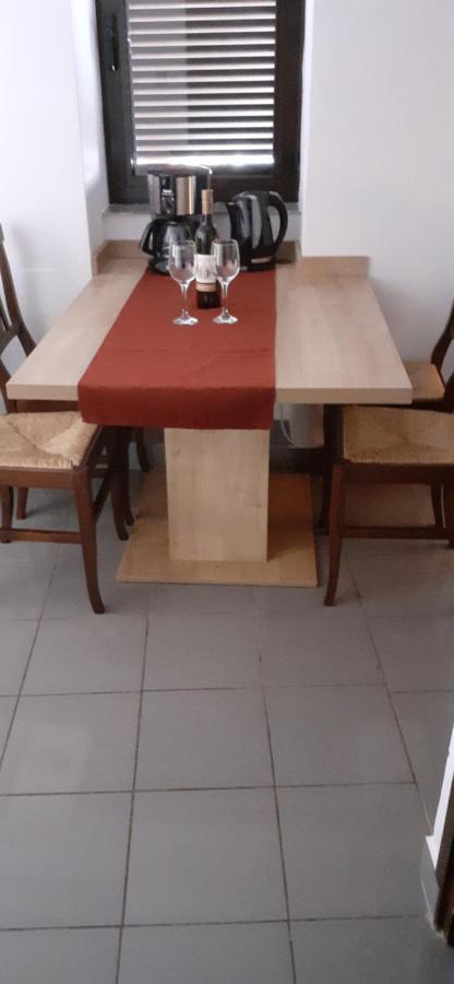 Old Town Baska Apartment Bagian luar foto