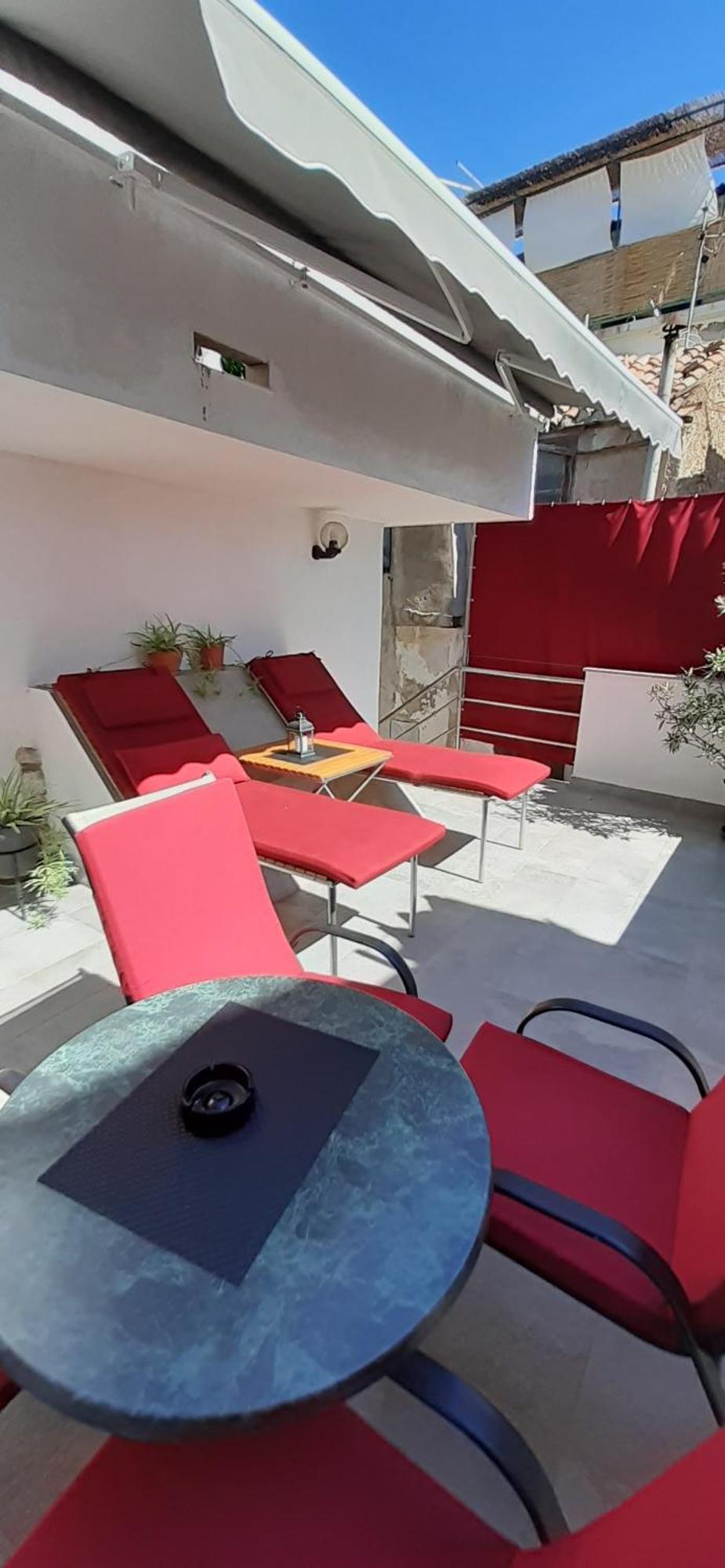 Old Town Baska Apartment Bagian luar foto