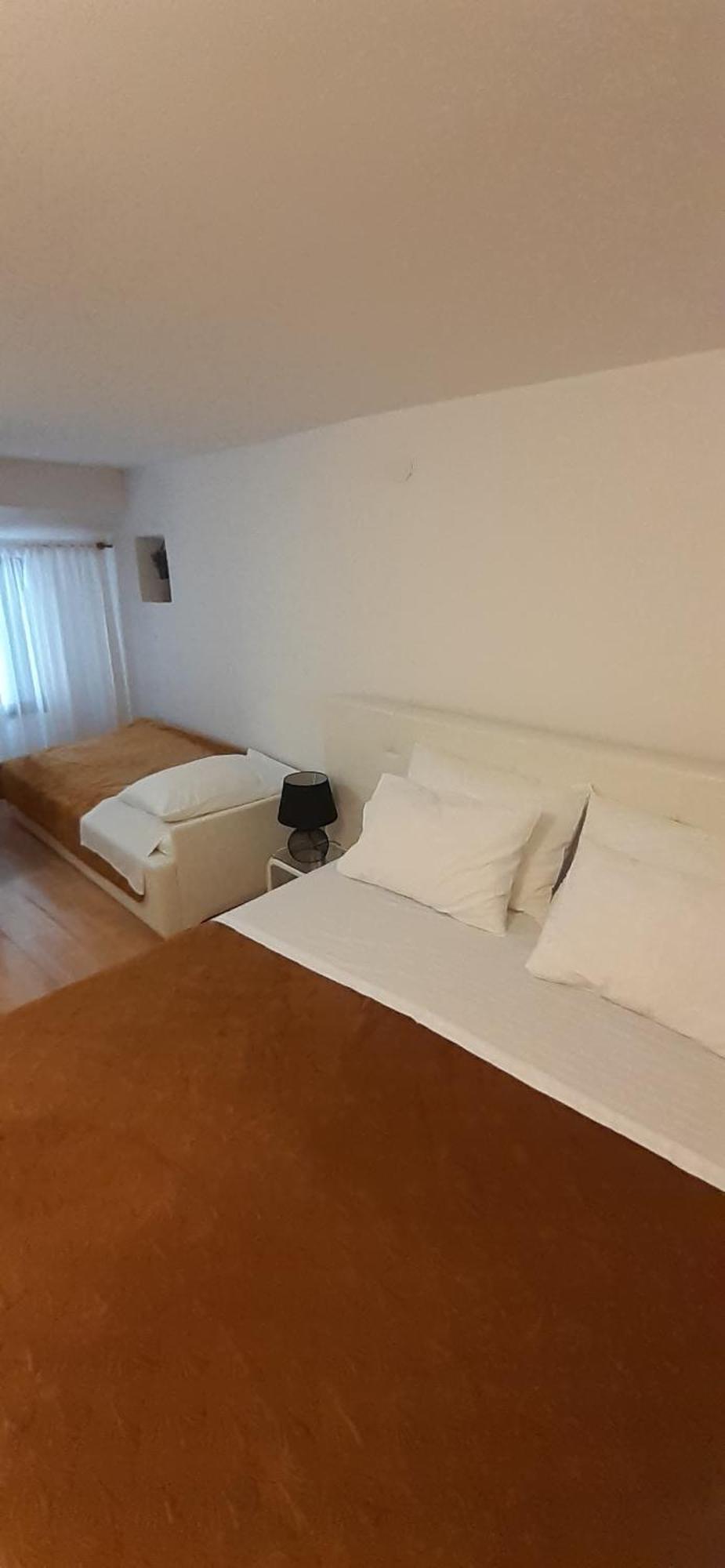 Old Town Baska Apartment Bagian luar foto
